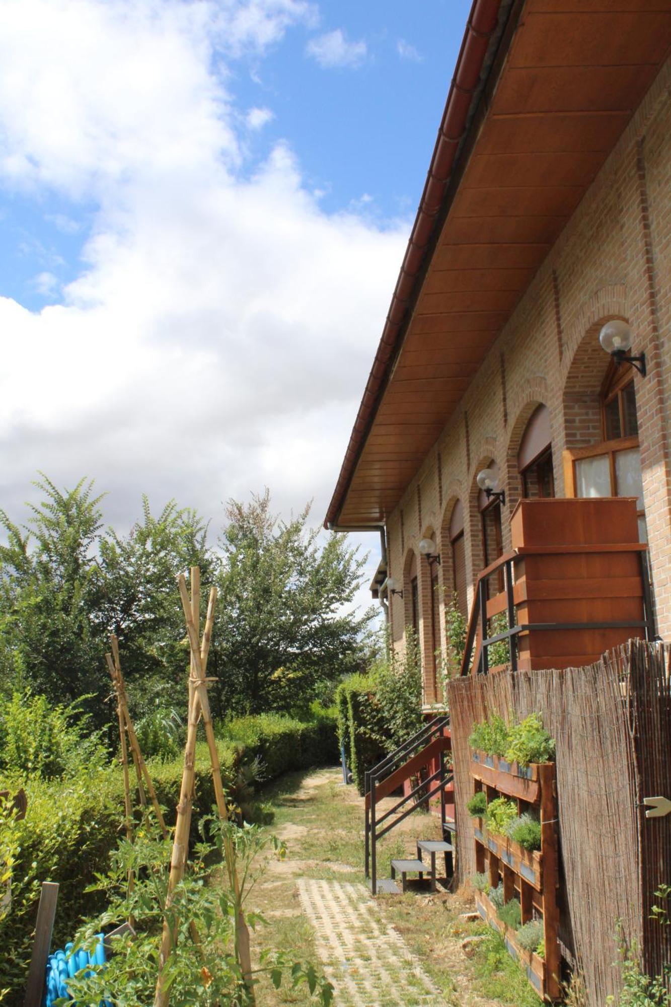 Hotel Jakue Puente la Reina Exterior foto